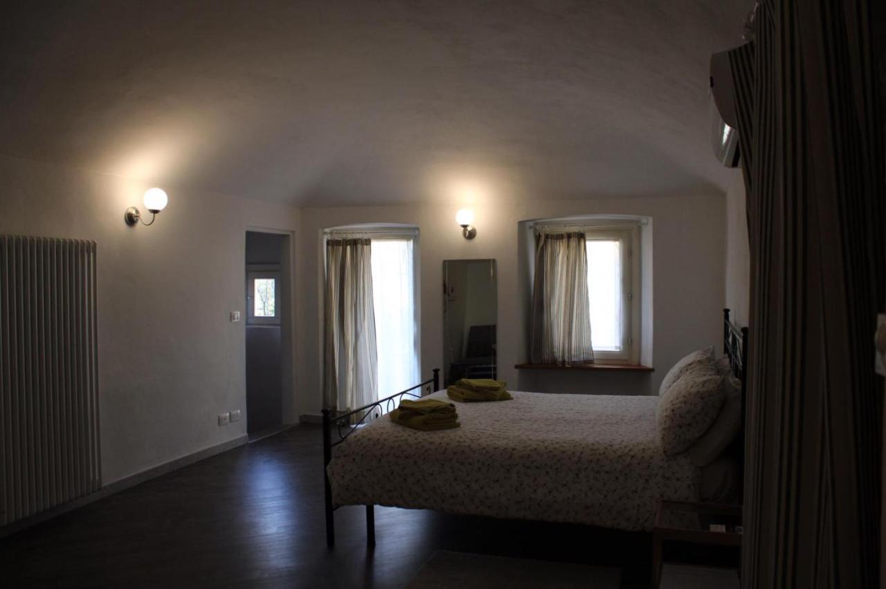 Bed&Braja Hotel Vische Ngoại thất bức ảnh